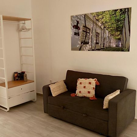Apartamentos Turisticos A.Parra 赫雷斯 外观 照片
