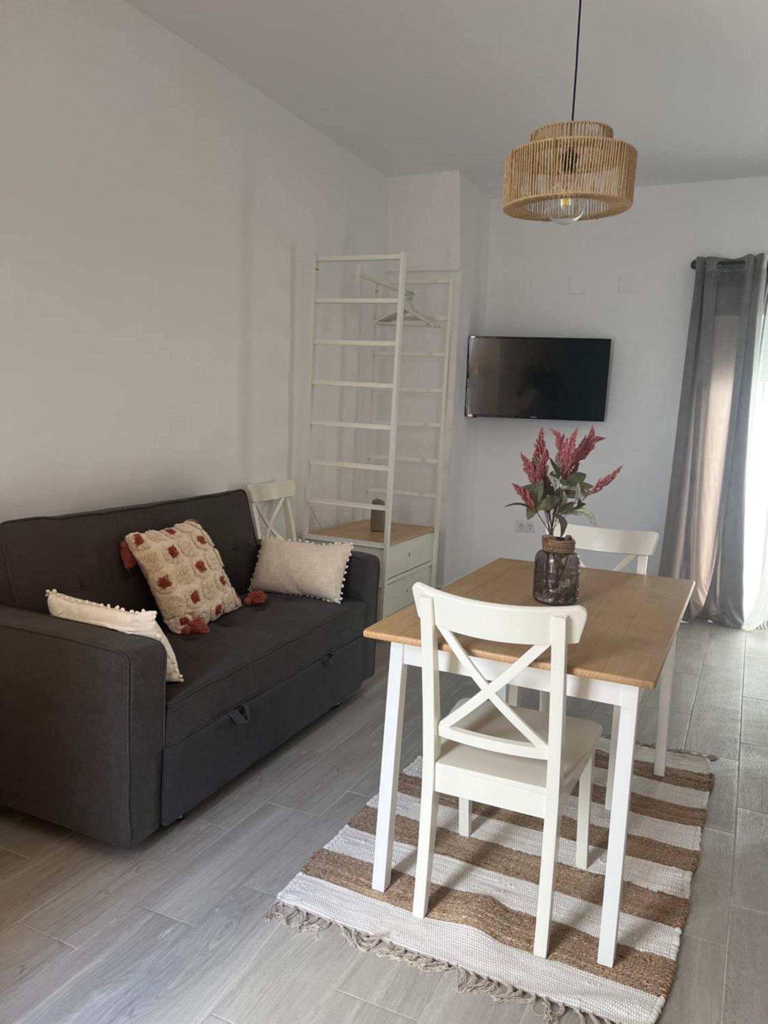 Apartamentos Turisticos A.Parra 赫雷斯 外观 照片