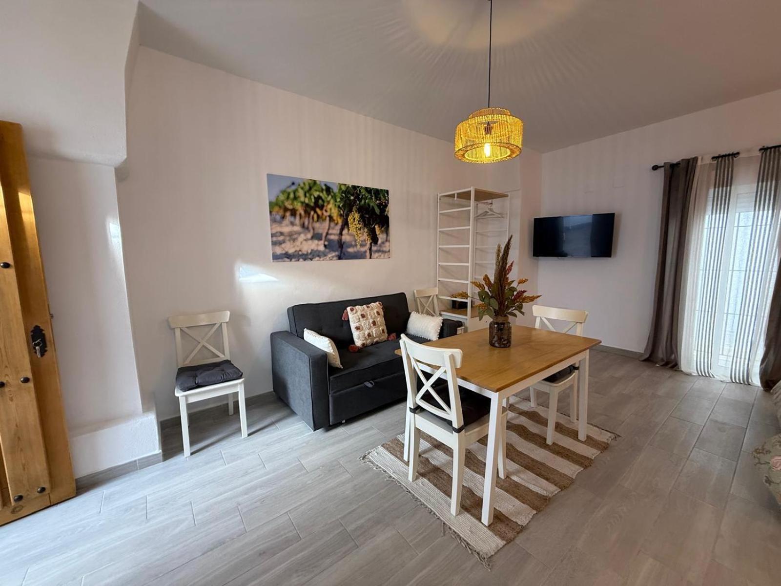Apartamentos Turisticos A.Parra 赫雷斯 外观 照片
