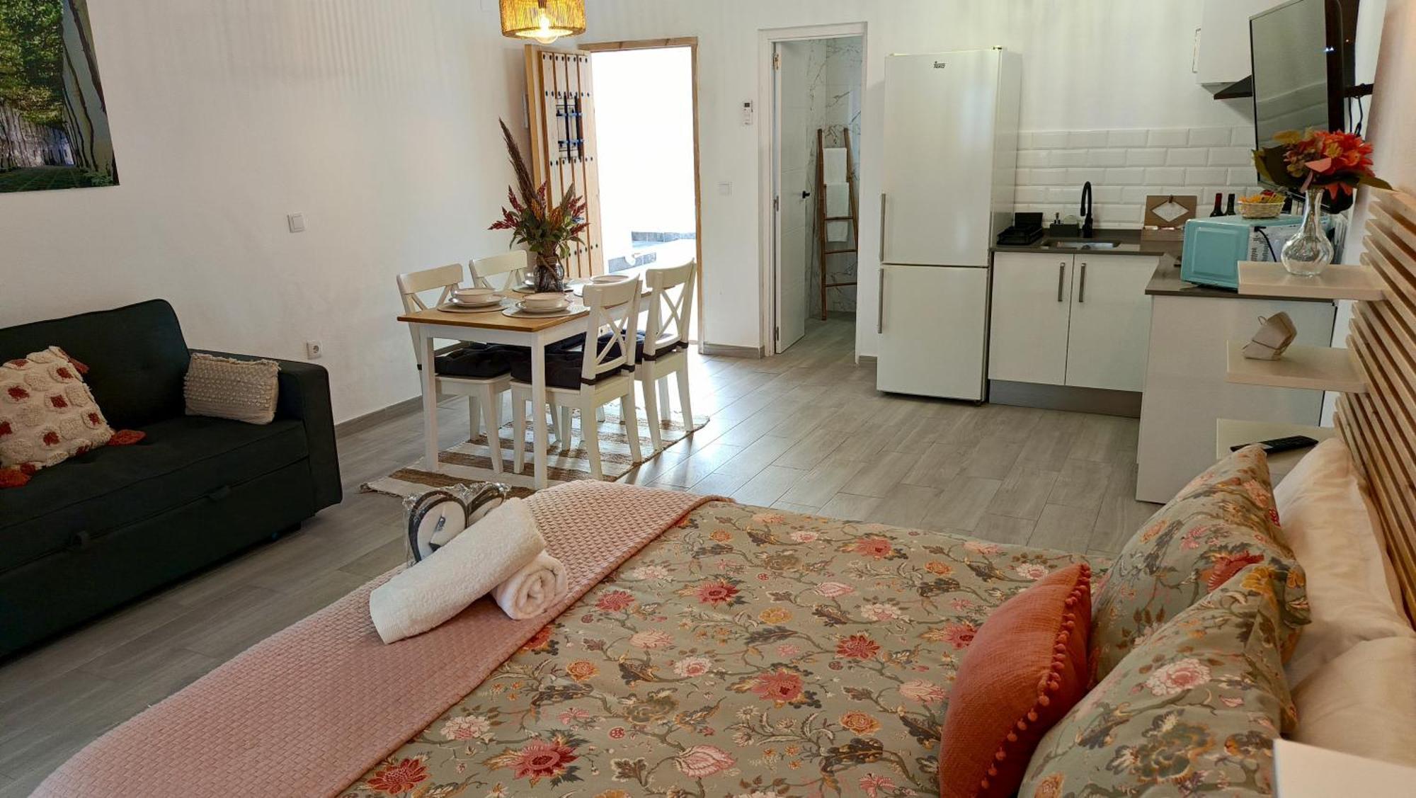Apartamentos Turisticos A.Parra 赫雷斯 外观 照片
